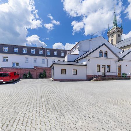 Hotel Pivovar Polička エクステリア 写真
