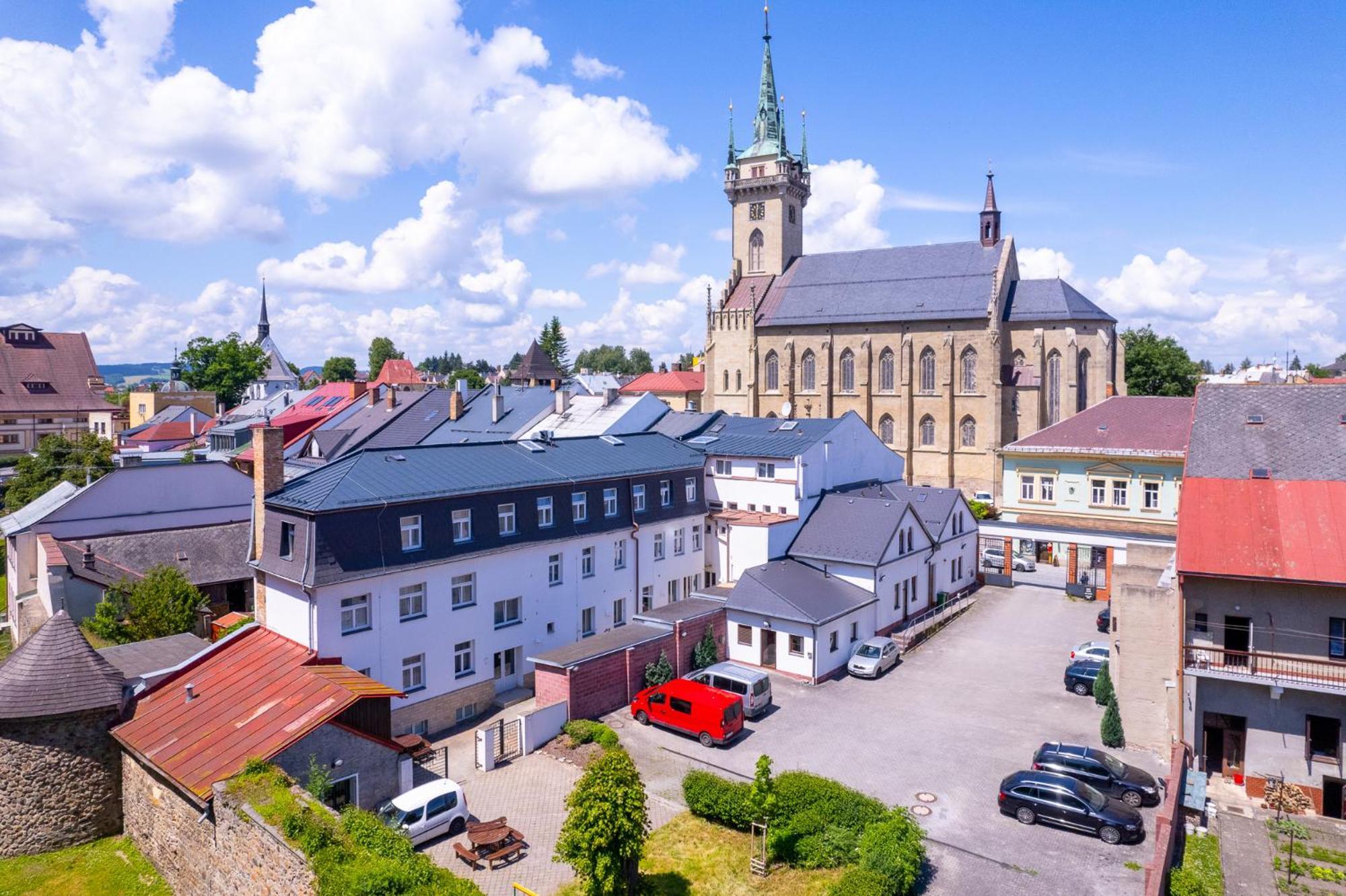 Hotel Pivovar Polička エクステリア 写真
