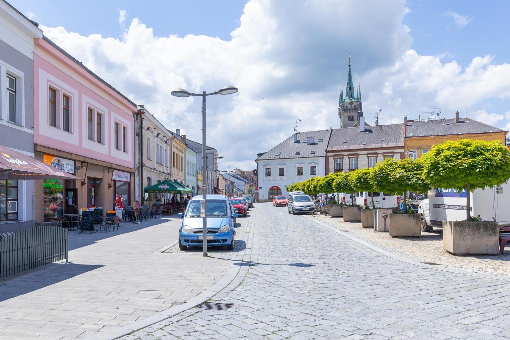 Hotel Pivovar Polička エクステリア 写真