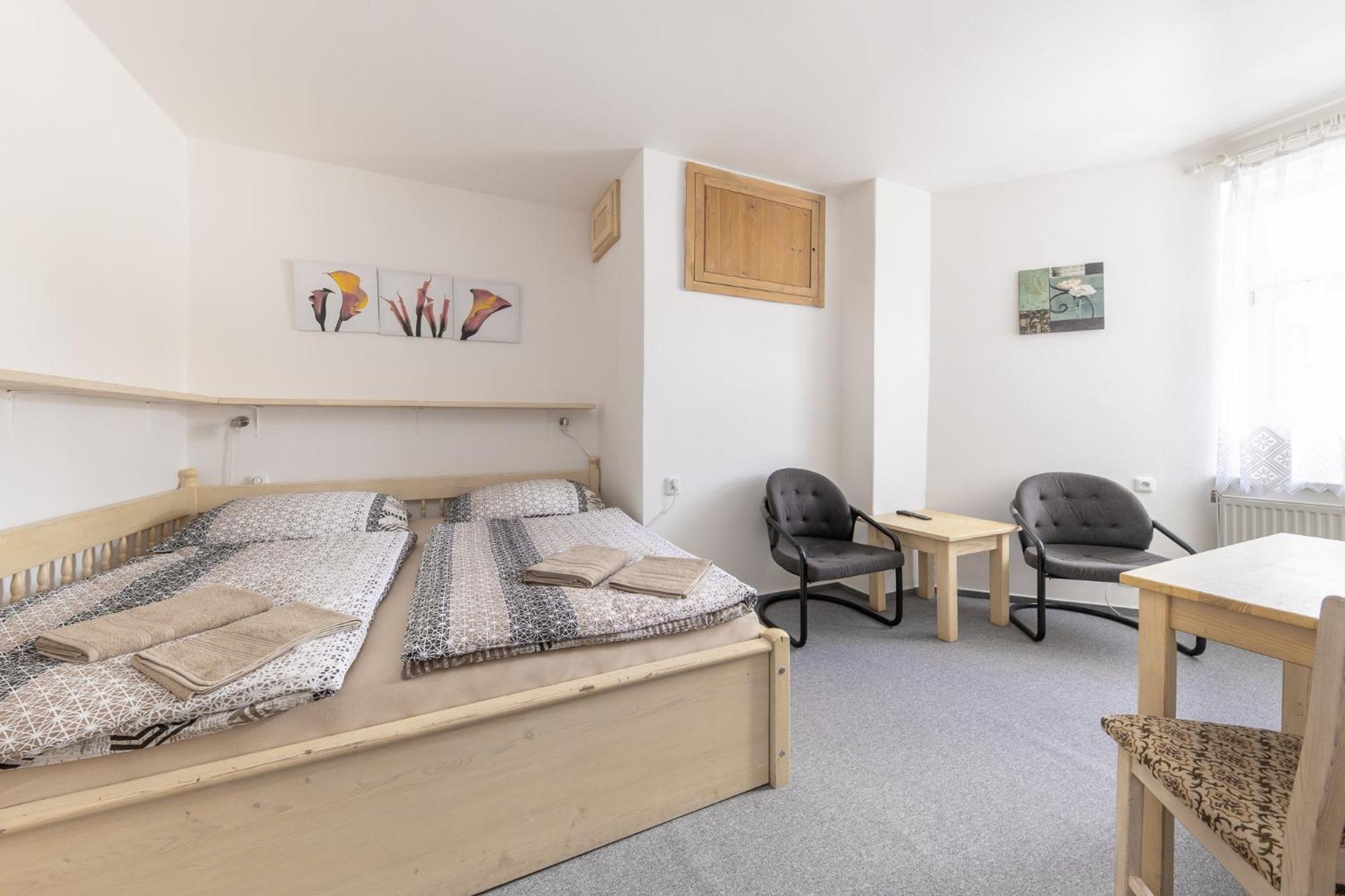 Hotel Pivovar Polička エクステリア 写真