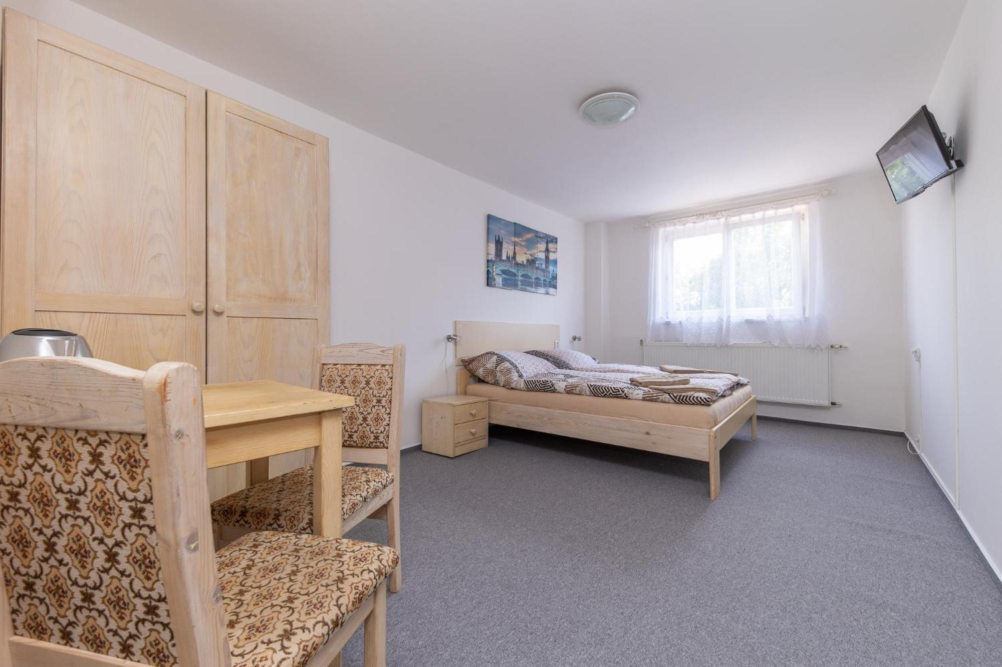Hotel Pivovar Polička エクステリア 写真