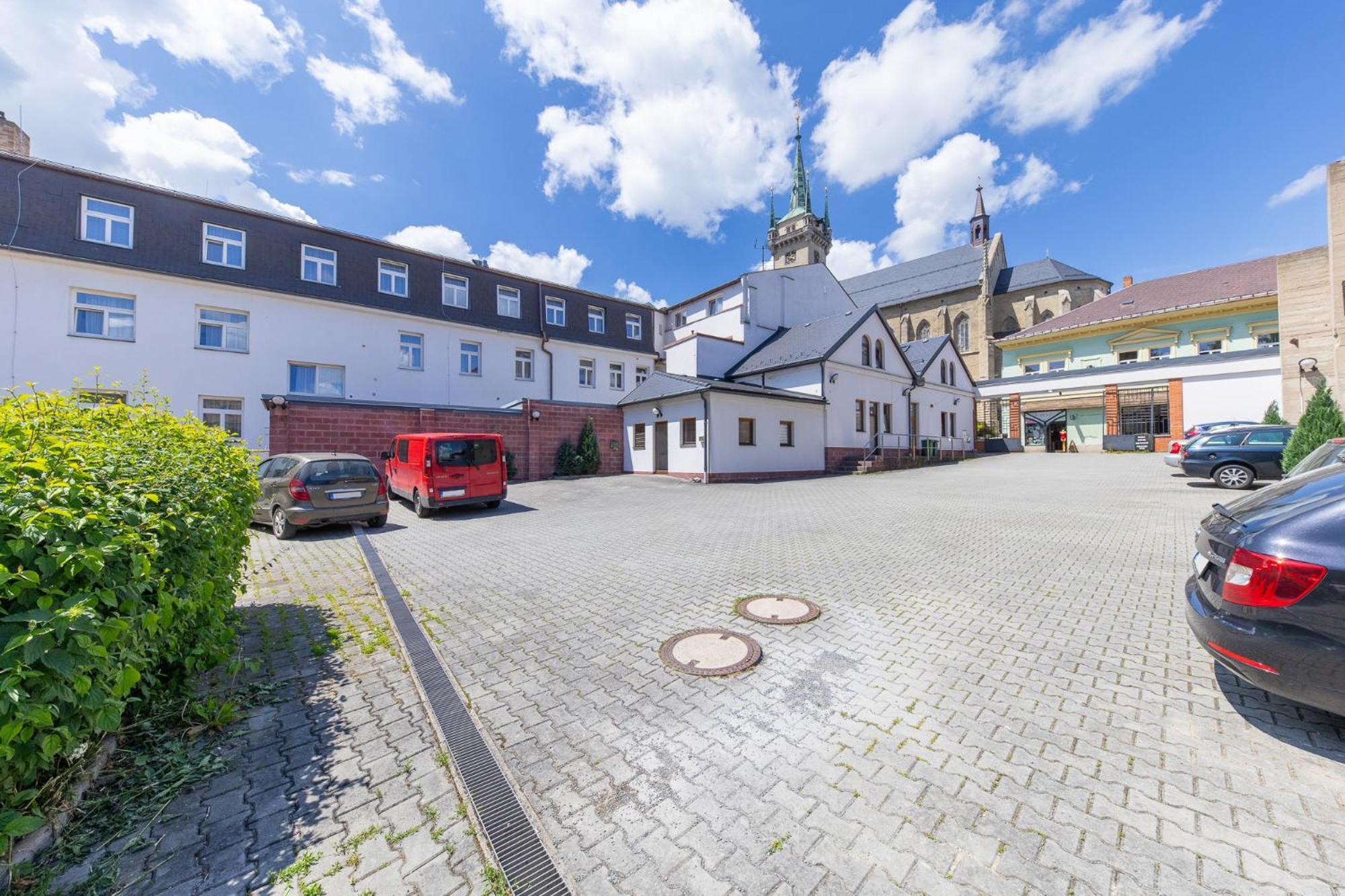 Hotel Pivovar Polička エクステリア 写真