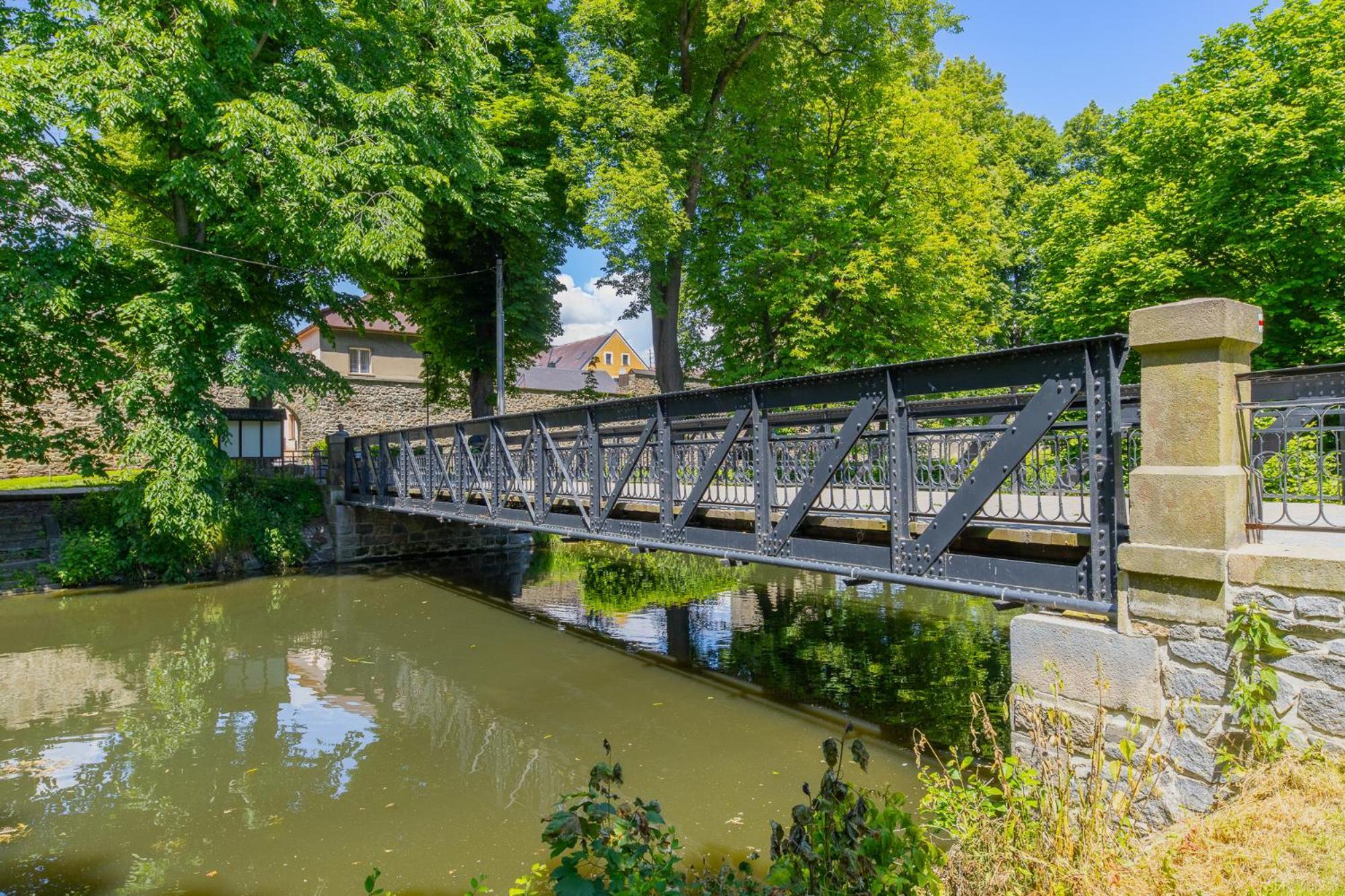 Hotel Pivovar Polička エクステリア 写真