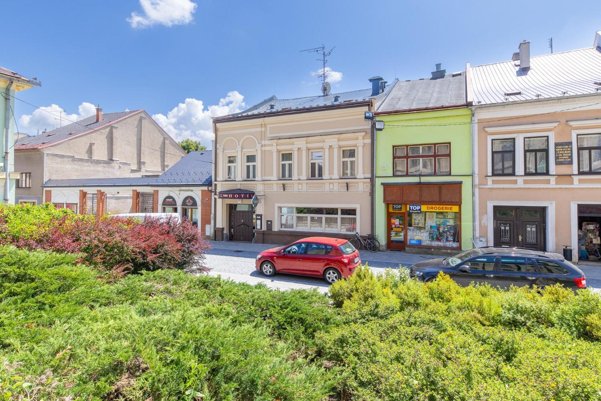 Hotel Pivovar Polička エクステリア 写真